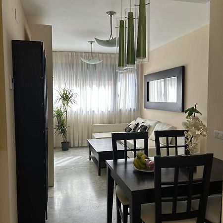 Atico Triana Con Piscina Privada Daire Sevilla Dış mekan fotoğraf