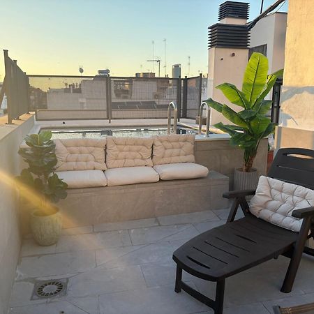 Atico Triana Con Piscina Privada Daire Sevilla Dış mekan fotoğraf