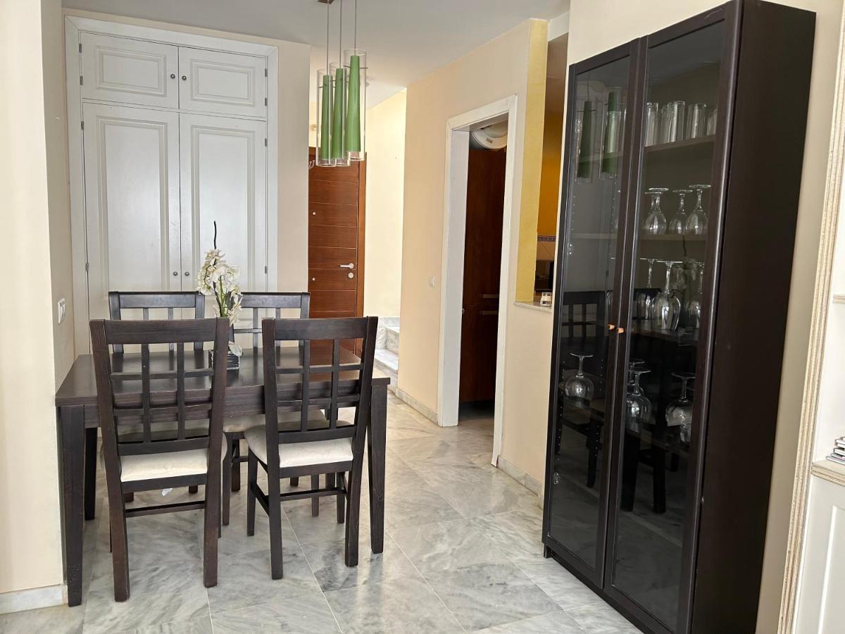 Atico Triana Con Piscina Privada Daire Sevilla Dış mekan fotoğraf