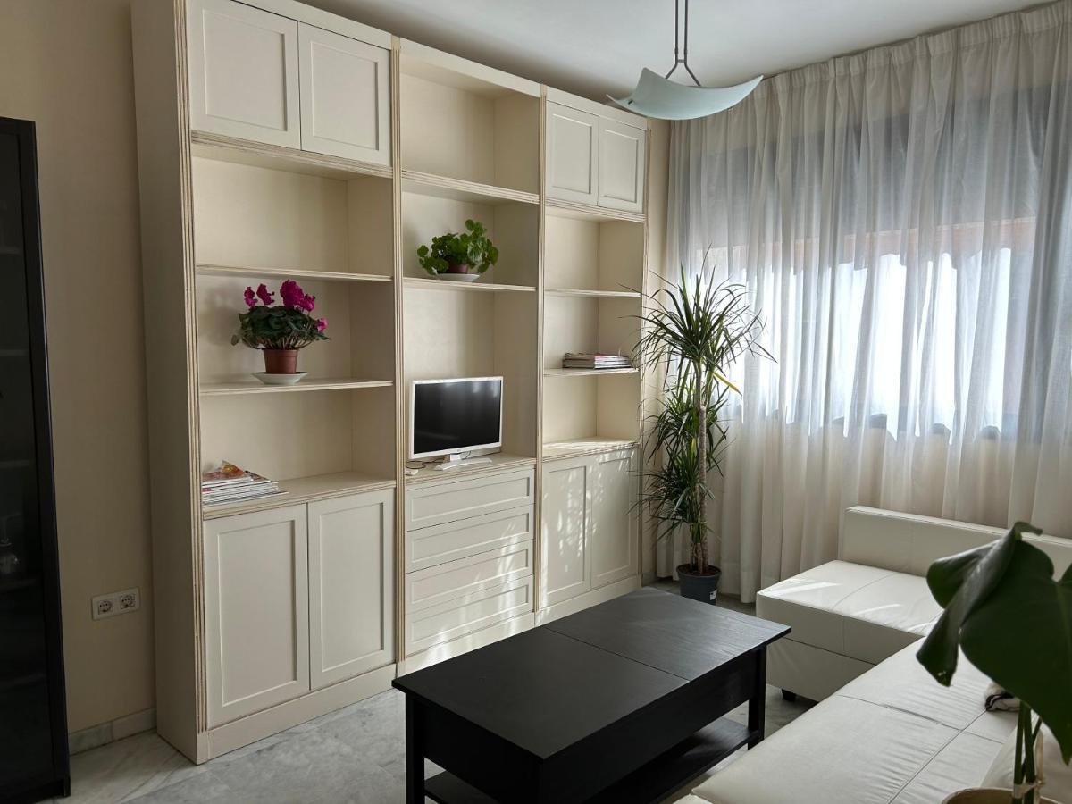 Atico Triana Con Piscina Privada Daire Sevilla Dış mekan fotoğraf