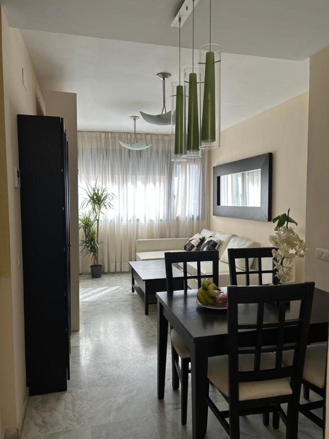 Atico Triana Con Piscina Privada Daire Sevilla Dış mekan fotoğraf
